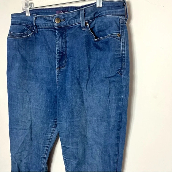 NYDJ Mini Boot‎ Cut Jeans 16 - Picture 3 of 6